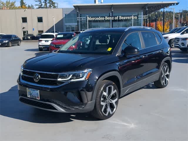 Thumbnail: 2023 Volkswagen Taos - 4