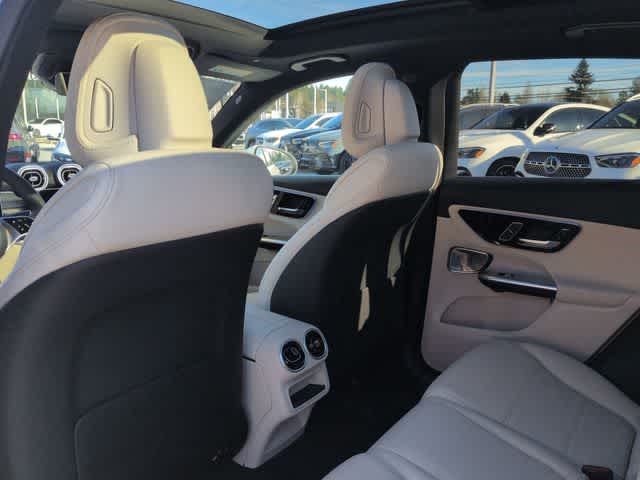 Thumbnail: 2026 Mercedes-Benz GLC - 18