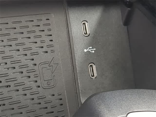 Thumbnail: 2026 Mercedes-Benz GL-Class - 32