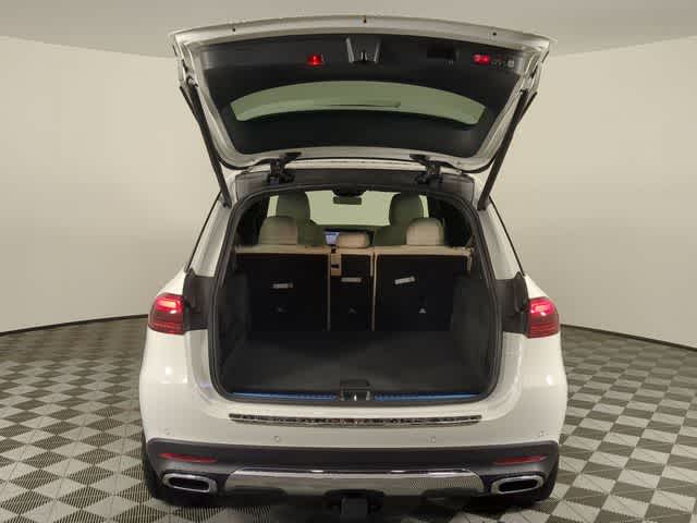 Thumbnail: 2026 Mercedes-Benz GLE - 33