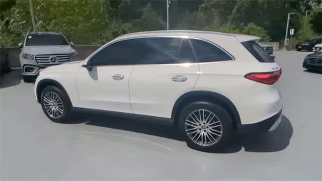 Thumbnail: 2025 Mercedes-Benz GLC - 6