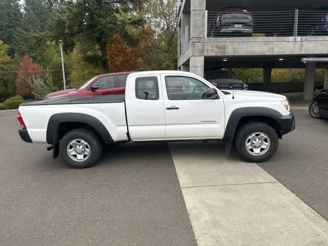 Thumbnail: 2013 Toyota Tacoma - 4