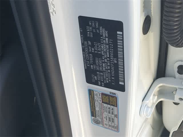 Thumbnail: 2024 Kia EV9 - 39