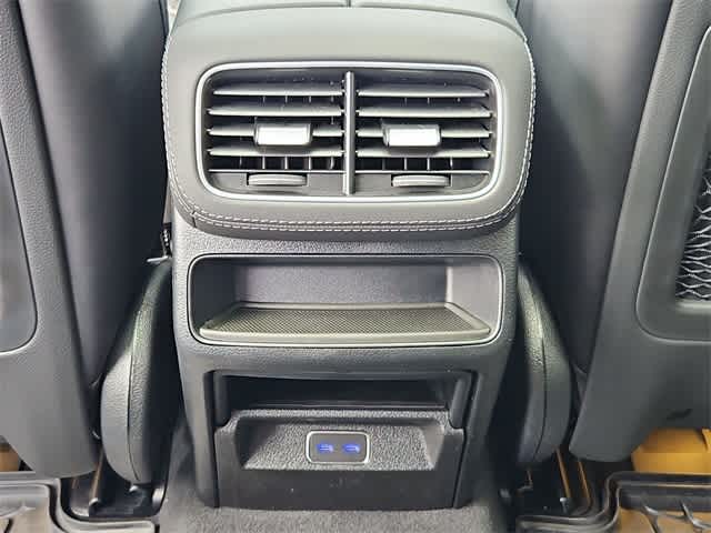 Thumbnail: 2025 Mercedes-Benz GLE - 41