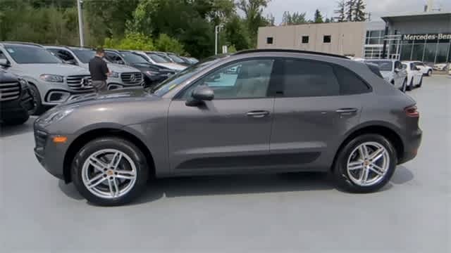 Thumbnail: 2018 Porsche Macan - 5