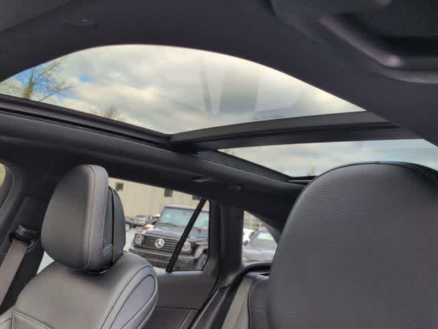 Thumbnail: 2026 Mercedes-Benz GLC - 19