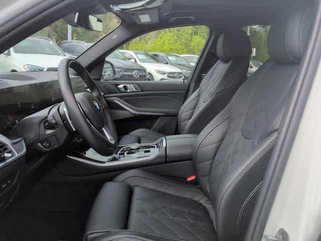 Thumbnail: 2026 BMW X5 - 16