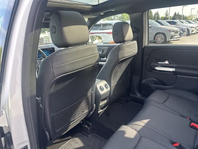 2021 Mercedes-Benz GLB 250 10