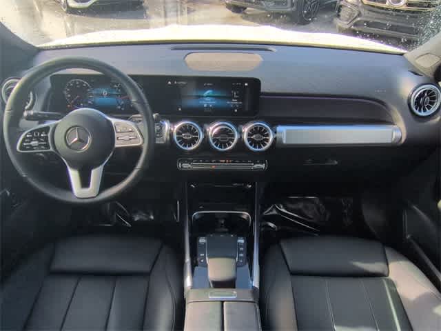 Thumbnail: 2023 Mercedes-Benz GLB - 16