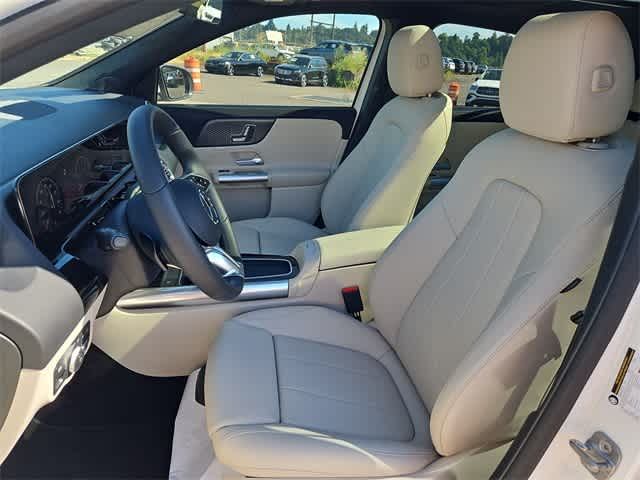 Thumbnail: 2025 Mercedes-Benz GLA - 17