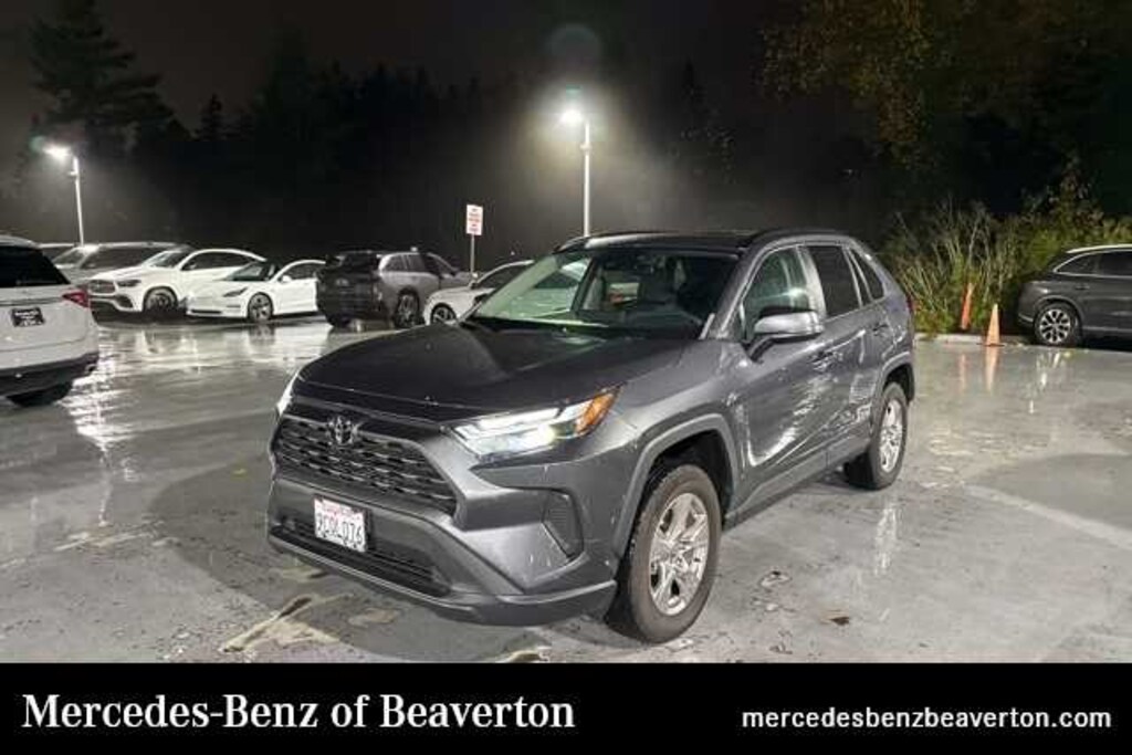Used 2022 Toyota RAV4 XLE SUV