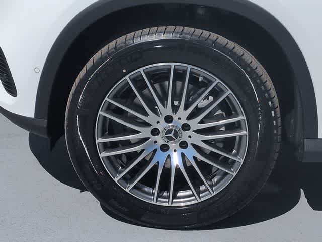 Thumbnail: 2026 Mercedes-Benz GLC - 13