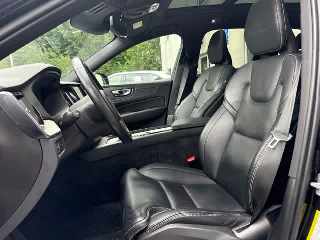 Thumbnail: 2019 Volvo XC60 - 14