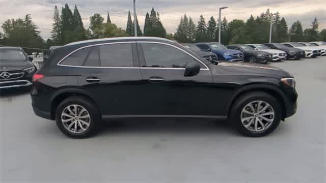 Thumbnail: 2025 Mercedes-Benz GLC - 9
