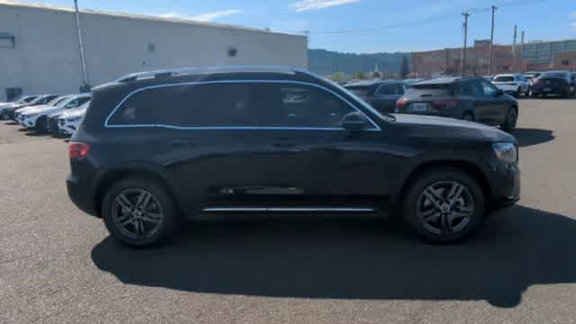 Thumbnail: 2026 Mercedes-Benz GLB - 9