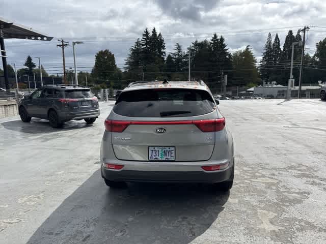 Thumbnail: 2019 Kia Sportage - 6