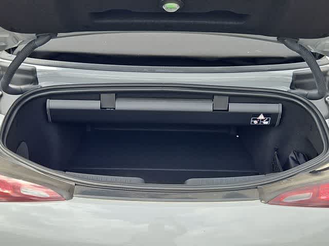 Thumbnail: 2025 Mercedes-Benz SL-Class - 35