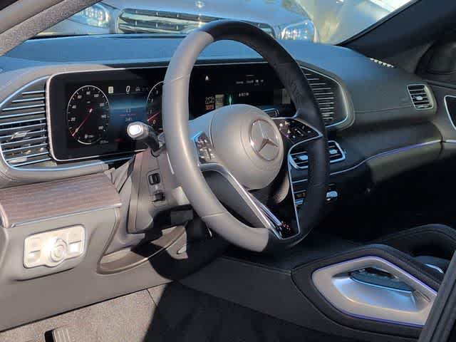 Thumbnail: 2026 Mercedes-Benz GLE - 10