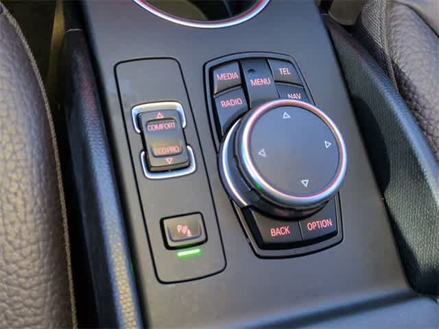 Thumbnail: 2015 BMW i3 - 30