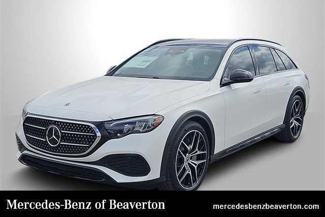 2025 Mercedes-Benz E-Class E450 All-Terrain's photo
