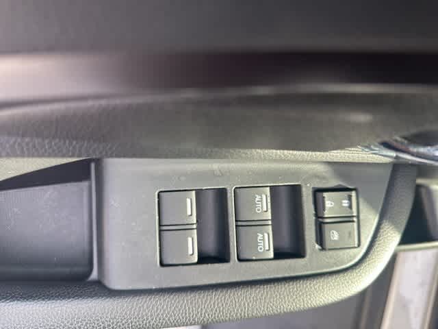 Thumbnail: 2021 Honda Pilot - 14