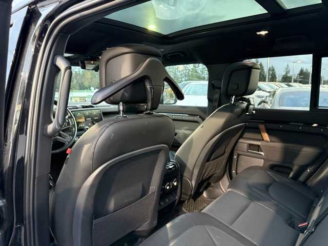 Thumbnail: 2023 Land Rover Defender - 10