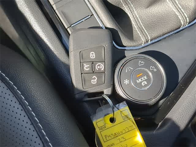 Thumbnail: 2023 Volkswagen Taos - 38