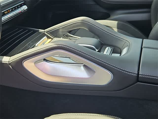 Thumbnail: 2025 Mercedes-Benz GLE - 40