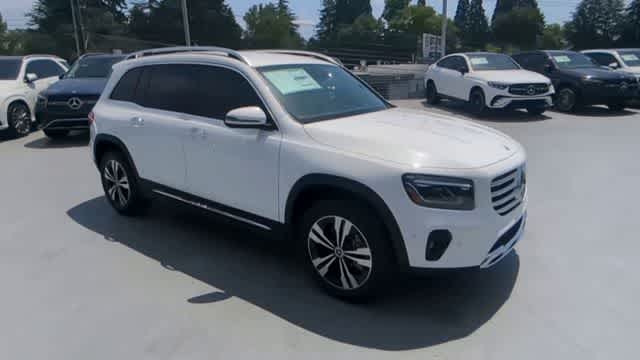 Thumbnail: 2025 Mercedes-Benz GLB - 2