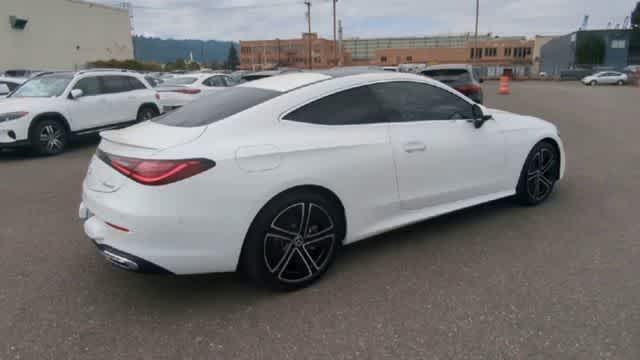 Thumbnail: 2026 Mercedes-Benz CLE - 8