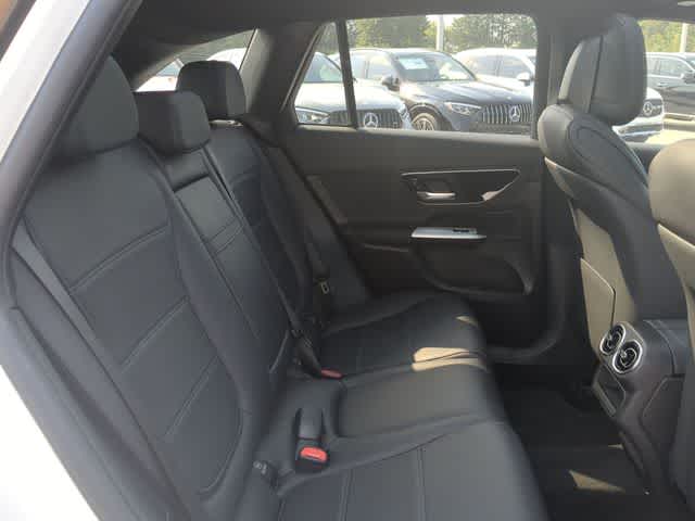 Thumbnail: 2025 Mercedes-Benz GLC - 21