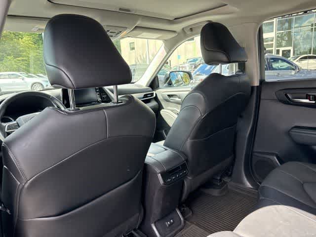 Thumbnail: 2021 Toyota Highlander - 8