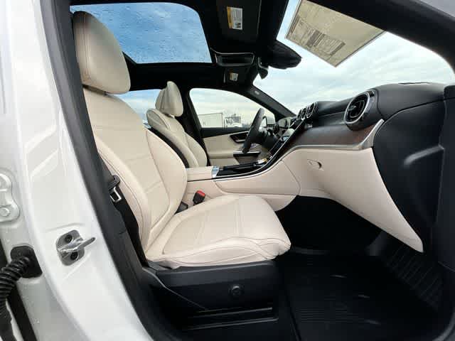 Thumbnail: 2026 Mercedes-Benz GLC - 24