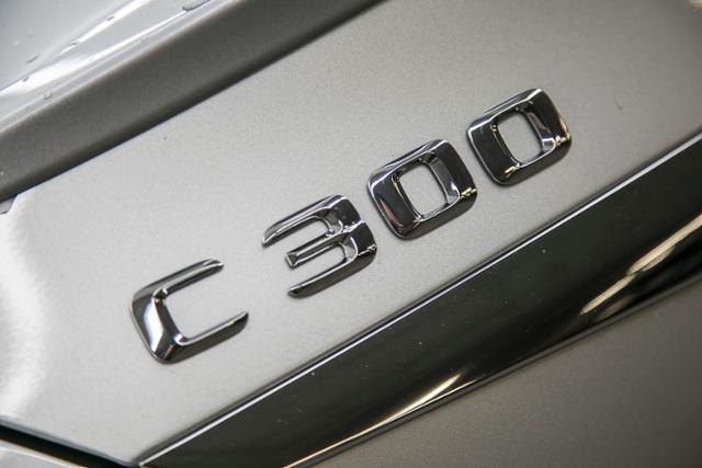 Thumbnail: 2016 Mercedes-Benz C-Class - 7