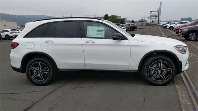 Thumbnail: 2022 Mercedes-Benz GLC - 9