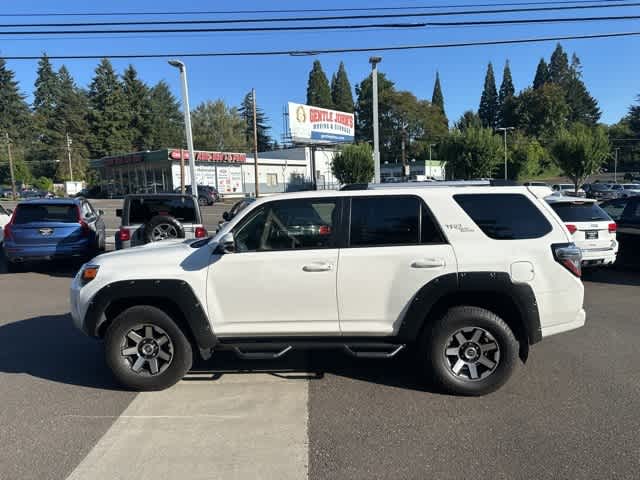 Thumbnail: 2018 Toyota 4Runner - 8
