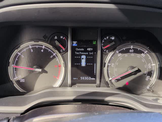Thumbnail: 2020 Toyota 4Runner - 34