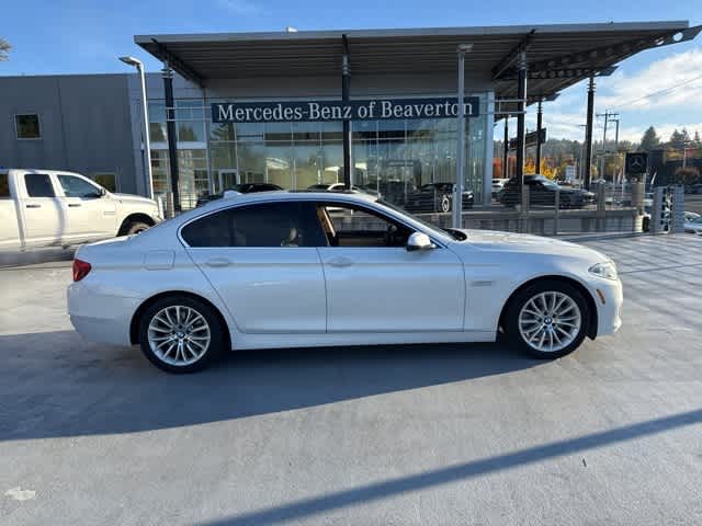 Thumbnail: 2016 BMW 5 Series - 4