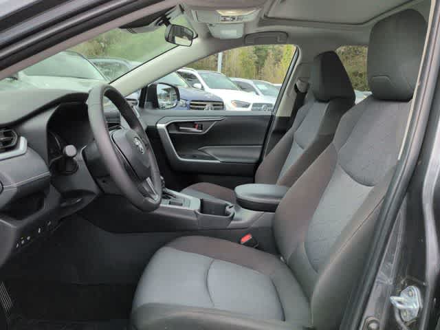 Thumbnail: 2025 Toyota RAV4 - 16