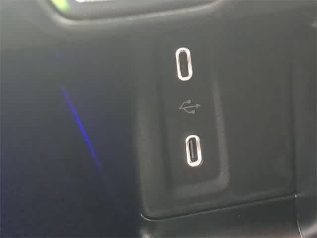 Thumbnail: 2026 Mercedes-Benz GLC - 32