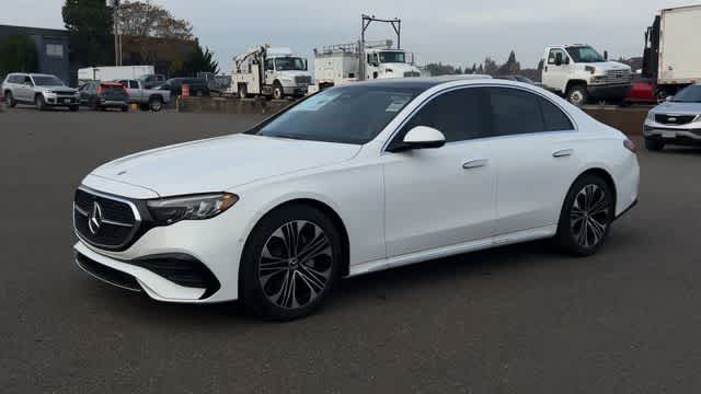 Thumbnail: 2026 Mercedes-Benz E-Class - 4