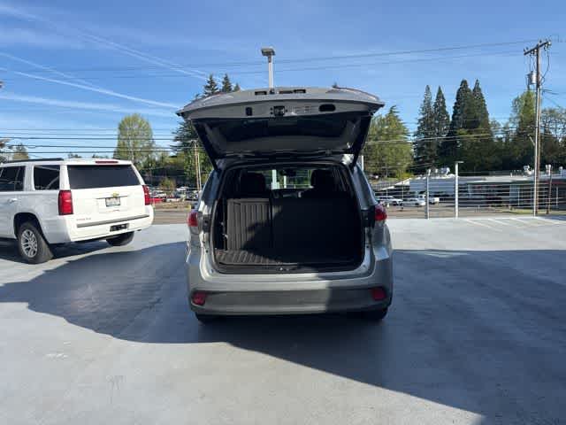 Thumbnail: 2018 Toyota Highlander - 11