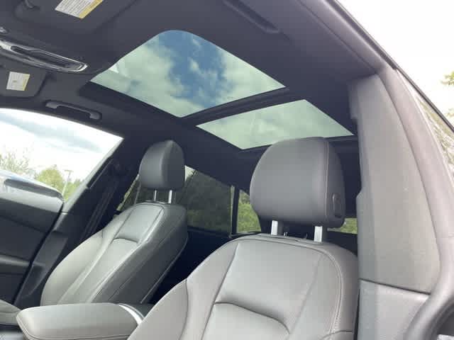 Thumbnail: 2020 Audi Q8 - 14