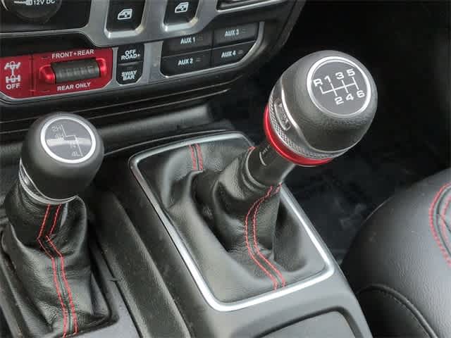 Thumbnail: 2023 Jeep Wrangler - 32