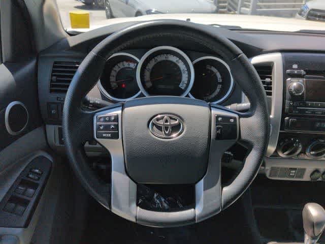 Thumbnail: 2012 Toyota Tacoma - 20