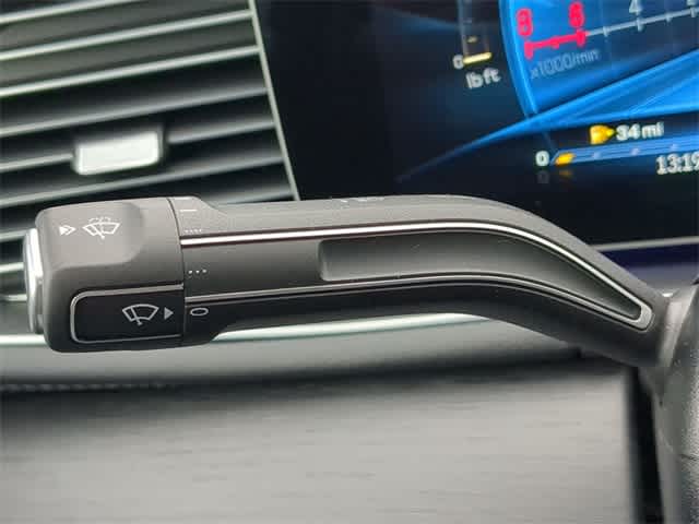 Thumbnail: 2025 Mercedes-Benz GLE - 28