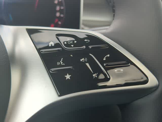 Thumbnail: 2026 Mercedes-Benz GLC - 26