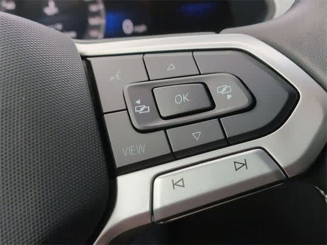 Thumbnail: 2024 Volkswagen Tiguan - 25