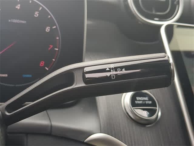 Thumbnail: 2025 Mercedes-Benz GLC - 33