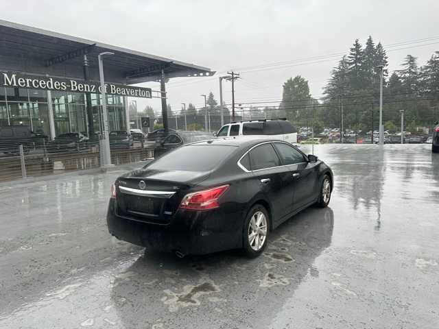 Thumbnail: 2013 Nissan Altima - 5